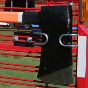 tool mounts for fire apparatus